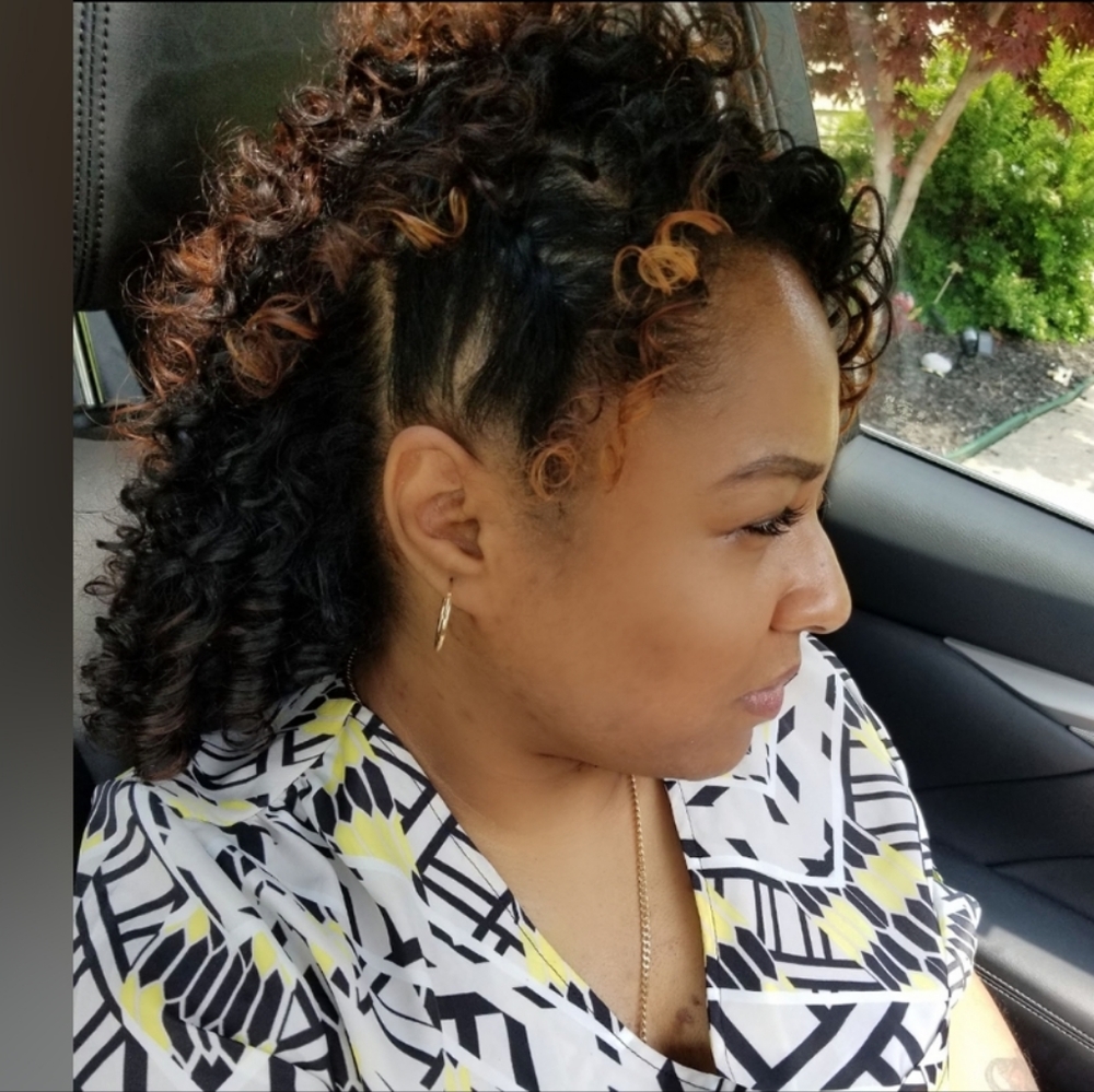 Meet your Posher, DeVeta